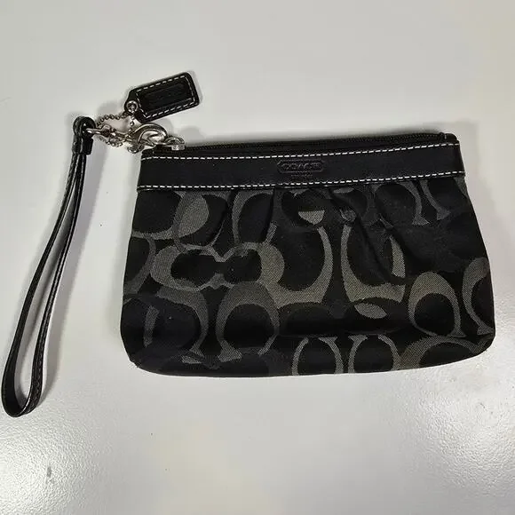 Coach Vintage Pleated Signature Wristlet Black Brown - Picture 1 of 5